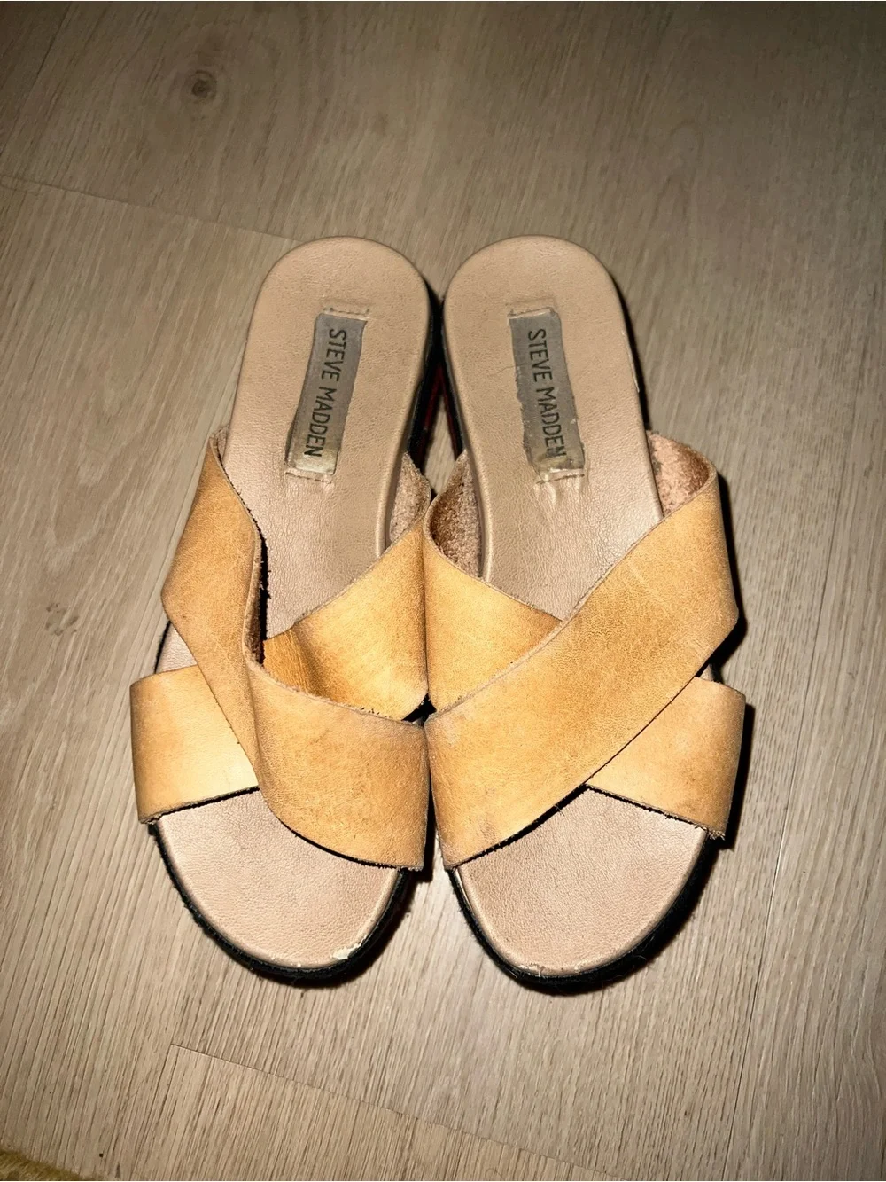 Steve Madden Tan Suede Crisscross Slide Platforms
